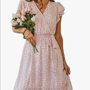 COPY - Never worn PRETTYGARDEN wrap dress